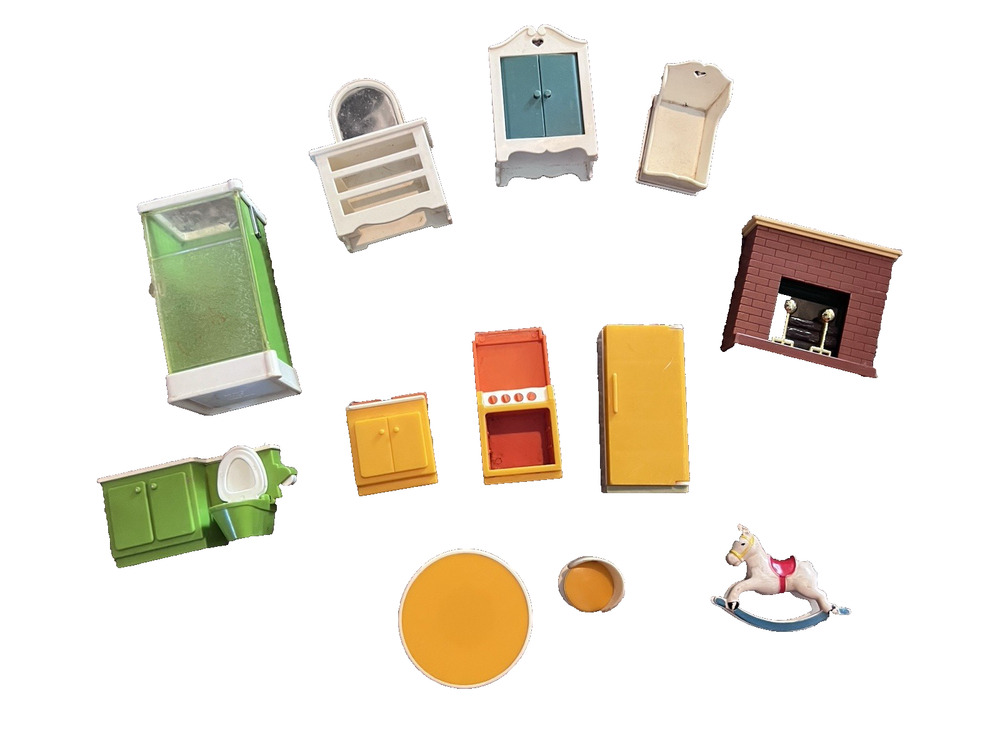 Huge Lot 12 Vintage 70's Fisher Price Dollhouse Furniture Bath/K/LR/BR (0057)